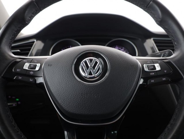 Volkswagen Tiguan  2.0 TDI 