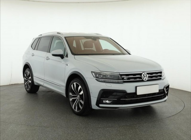 Volkswagen Tiguan  2.0 TDI R-Line