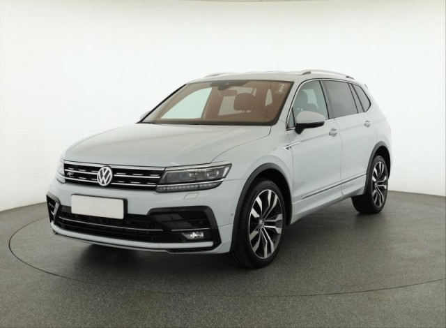 Volkswagen Tiguan  2.0 TDI R-Line