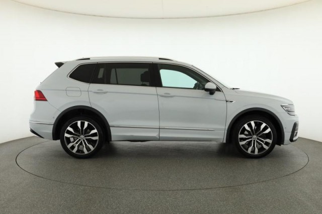 Volkswagen Tiguan  2.0 TDI R-Line