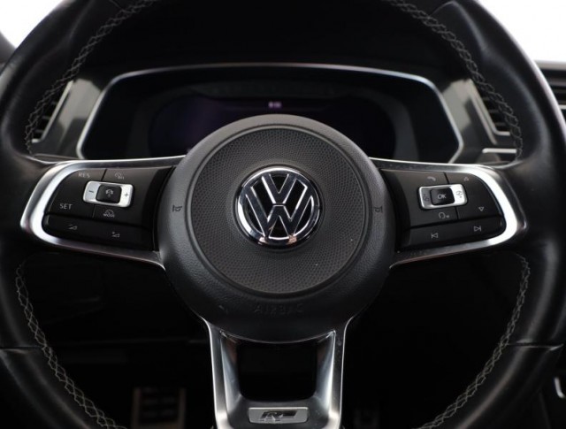 Volkswagen Tiguan  2.0 TDI R-Line