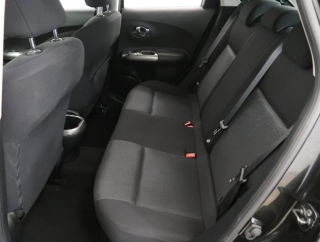 Nissan Juke  1.6 i 