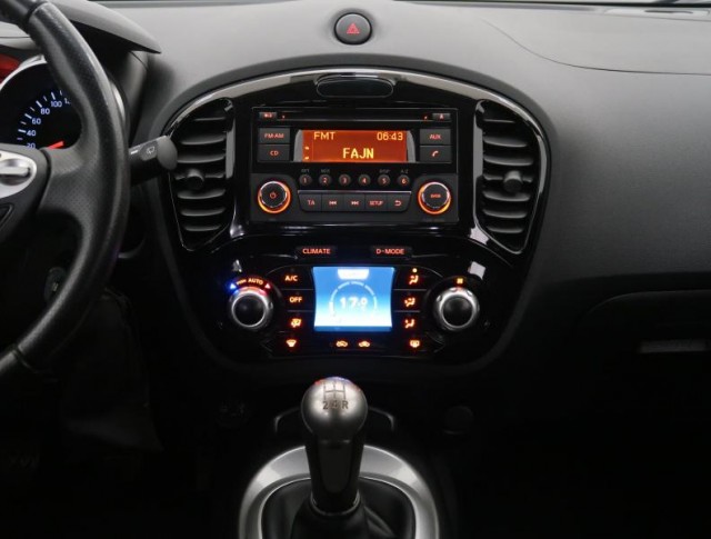 Nissan Juke  1.6 i 