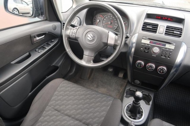 Suzuki SX4  1.6 VVT 