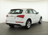 Audi Q5  2.0 TDI S line