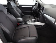 Audi Q5  2.0 TDI S line