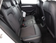 Audi Q5  2.0 TDI S line
