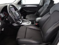 Audi Q5  2.0 TDI S line