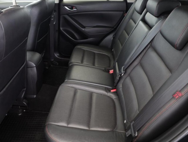 Mazda CX-5  2.2 Skyactiv-D Revolution