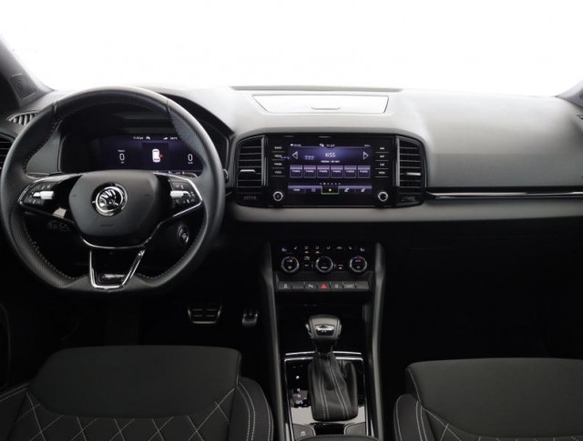 Škoda Karoq  1.5 TSI Sportline