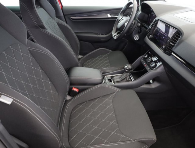 Škoda Karoq  1.5 TSI Sportline