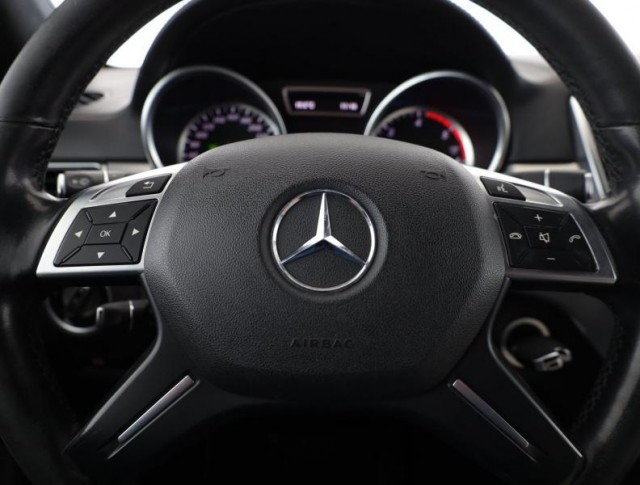 Mercedes-Benz ML  ML 350 BlueTEC Designo