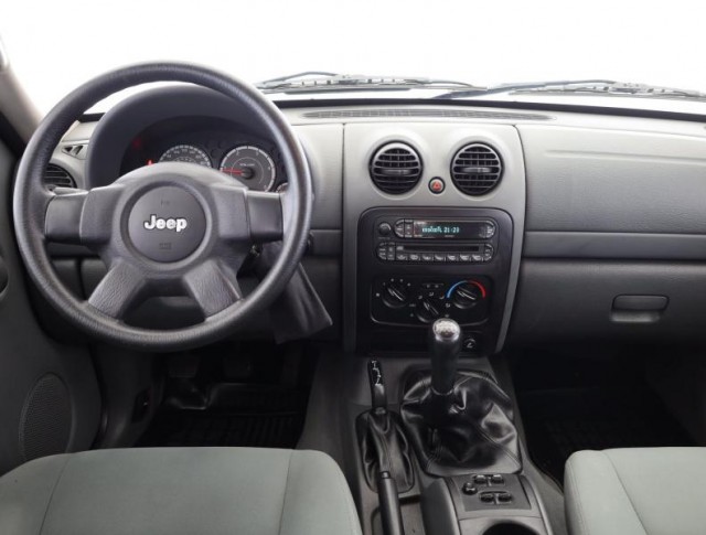 Jeep Cherokee  2.8 CRD 