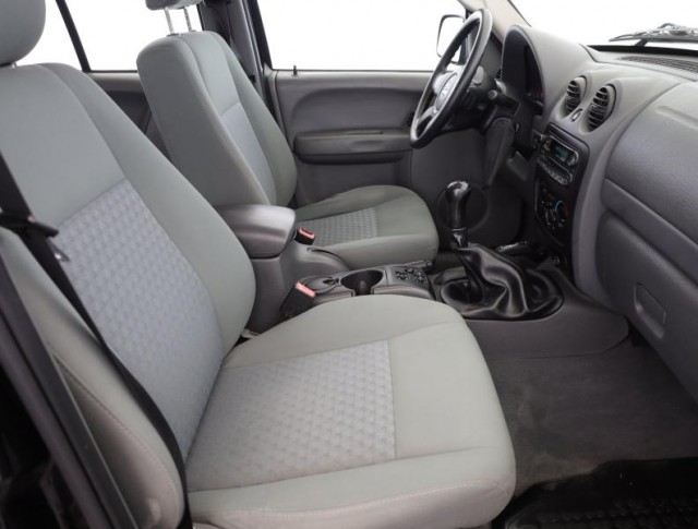 Jeep Cherokee  2.8 CRD 