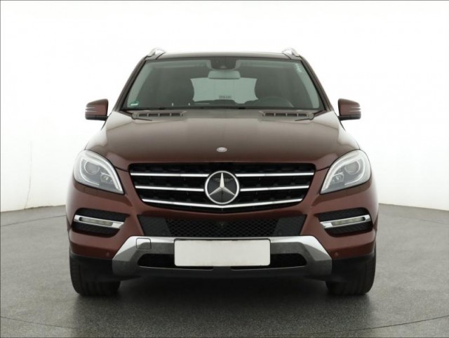 Mercedes-Benz ML  ML 400 