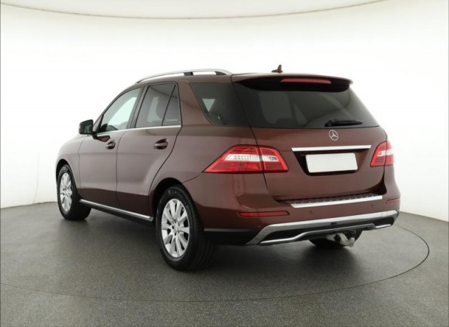 Mercedes-Benz ML  ML 400 