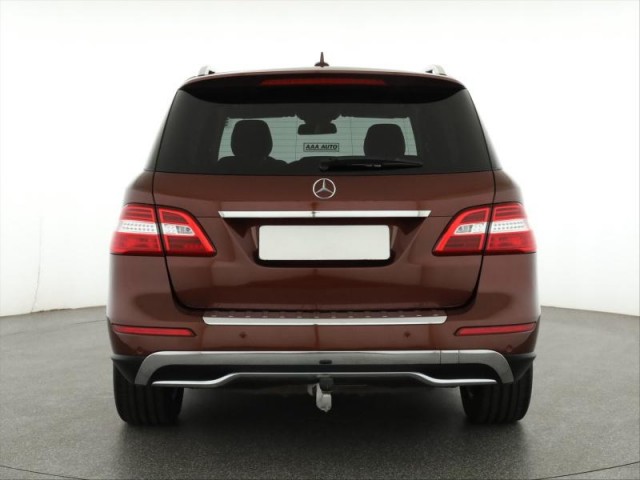 Mercedes-Benz ML  ML 400 
