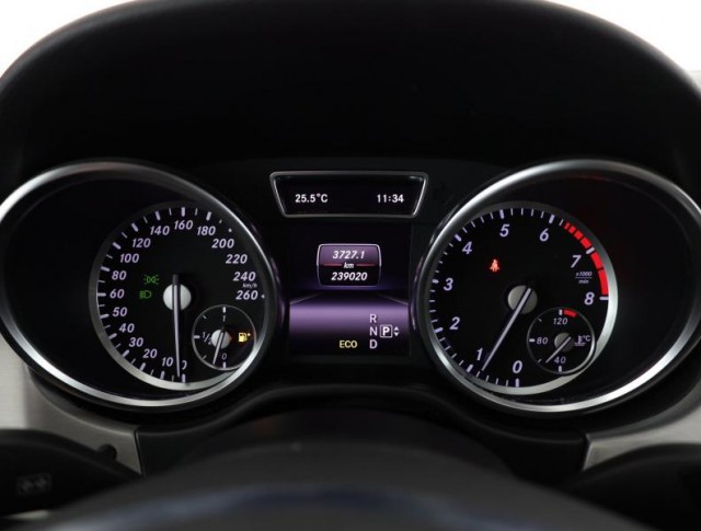 Mercedes-Benz ML  ML 400 