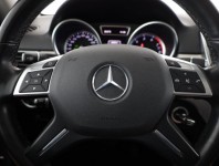Mercedes-Benz ML  ML 400 