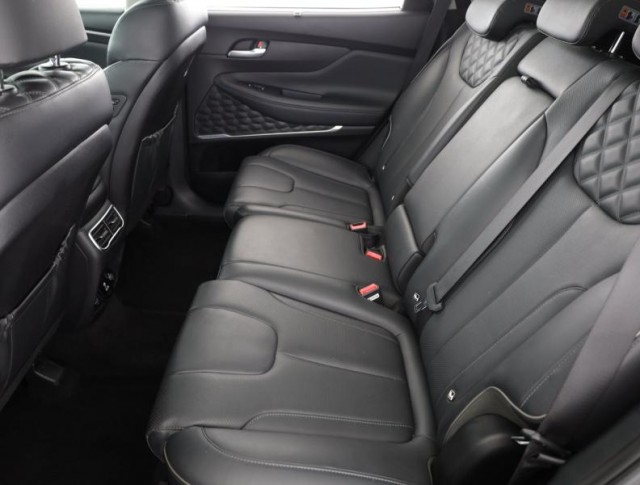 Hyundai Santa Fe  2.2 CRDi 