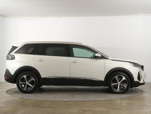 Peugeot 5008  1.5 BlueHDi Allure