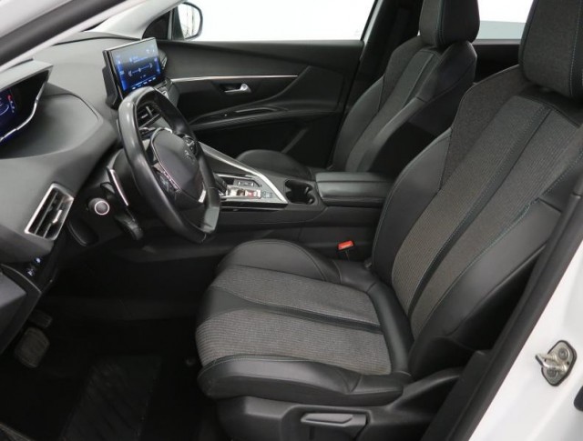 Peugeot 5008  1.5 BlueHDi Allure