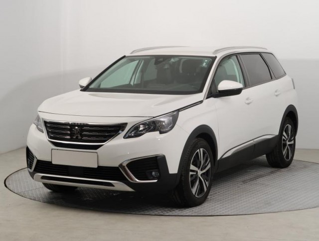 Peugeot 5008  1.5 BlueHDi 
