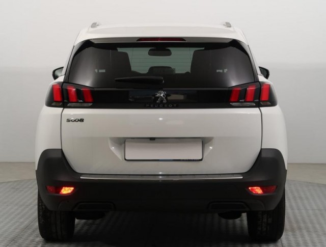 Peugeot 5008  1.5 BlueHDi 