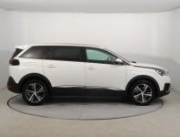 Peugeot 5008  1.5 BlueHDi 