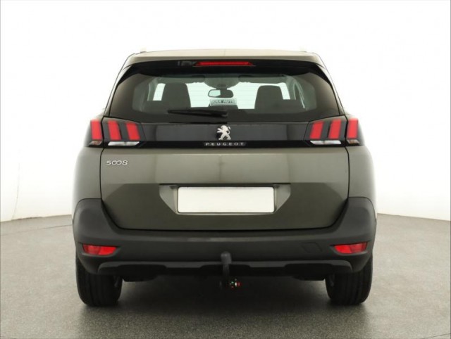 Peugeot 5008  PureTech 130 