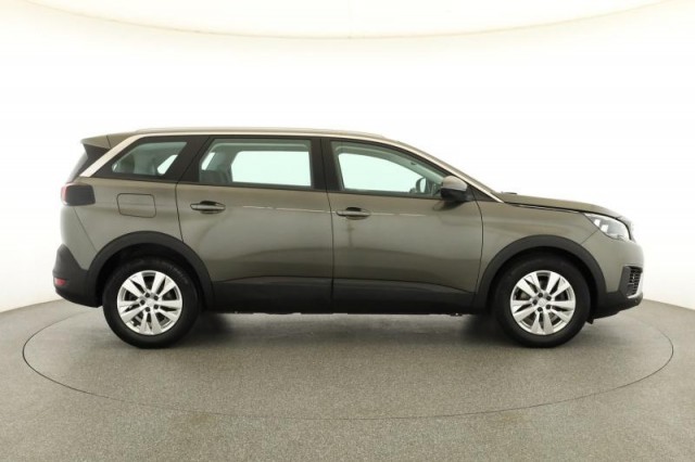 Peugeot 5008  PureTech 130 