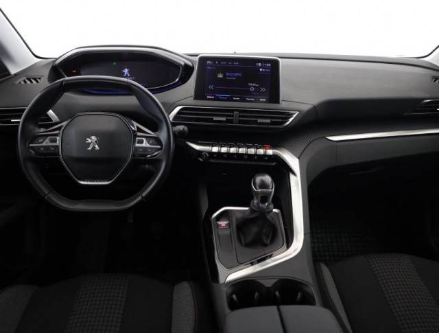 Peugeot 5008  PureTech 130 