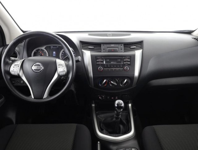 Nissan Navara  2.3 dCi 
