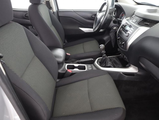 Nissan Navara  2.3 dCi 