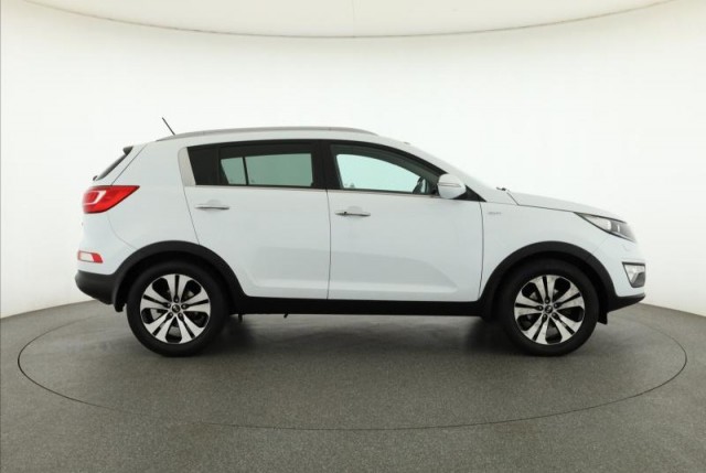 Kia Sportage  2.0 CRDi 