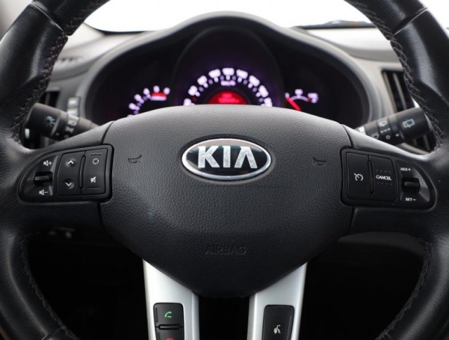 Kia Sportage  2.0 CRDi 
