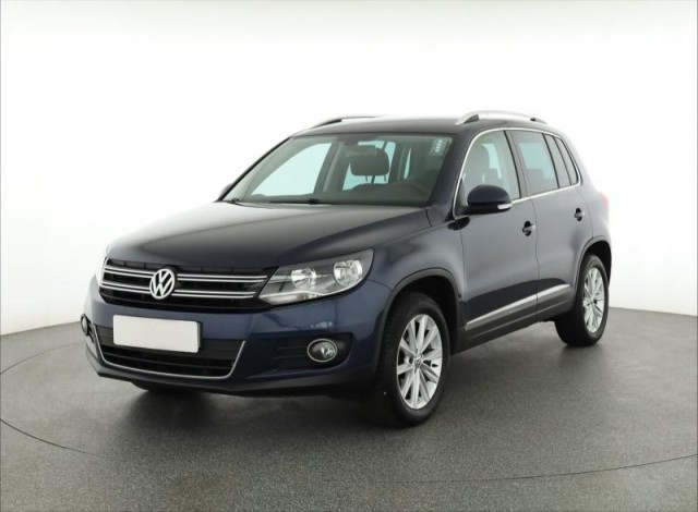 Volkswagen Tiguan  2.0 TSI Sport