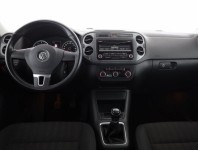 Volkswagen Tiguan  2.0 TSI Sport
