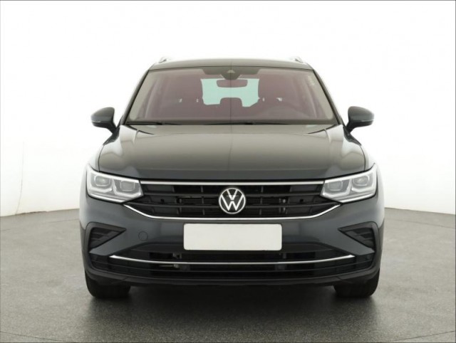 Volkswagen Tiguan  2.0 TDI 