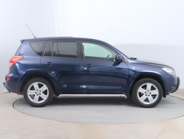 Toyota RAV 4  2.2 D-CAT 