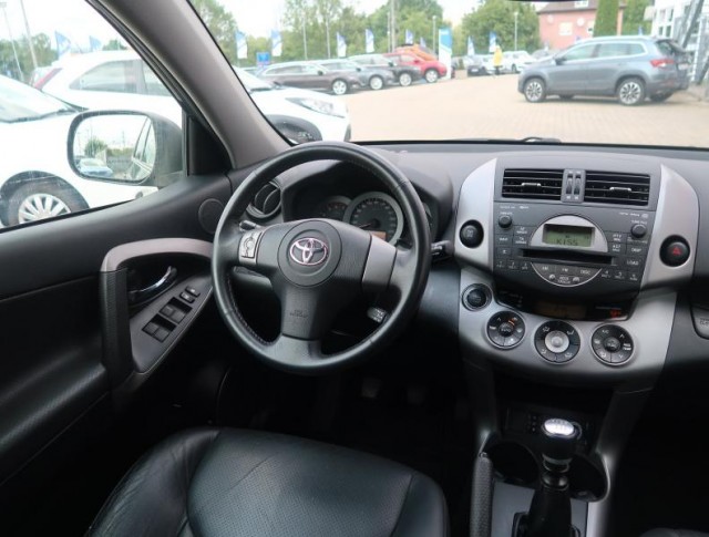 Toyota RAV 4  2.2 D-CAT 