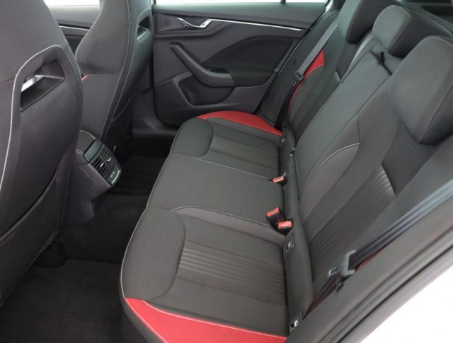 Škoda Kamiq  1.5 TSI 