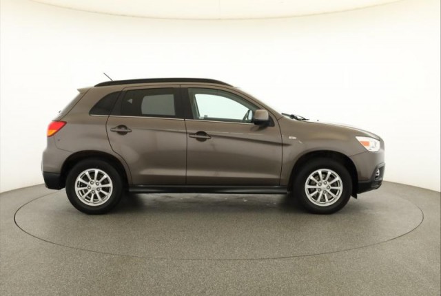 Mitsubishi ASX  1.8 DI-D MIVEC 