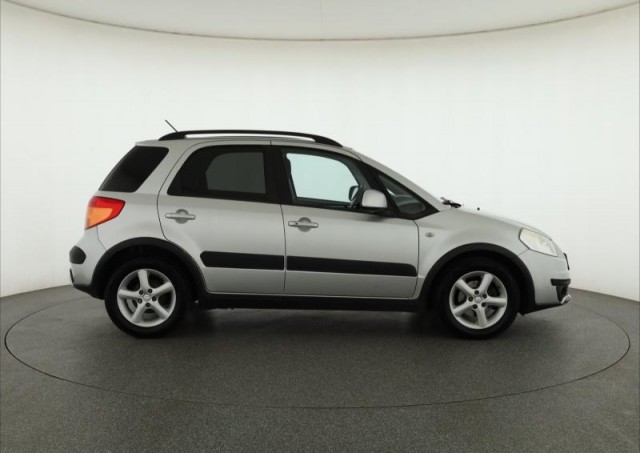 Suzuki SX4  1.6 VVT 