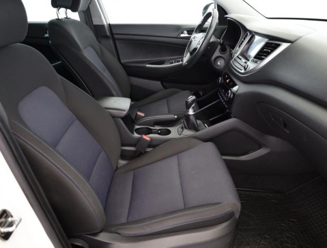 Hyundai Tucson  1.7 CRDi 