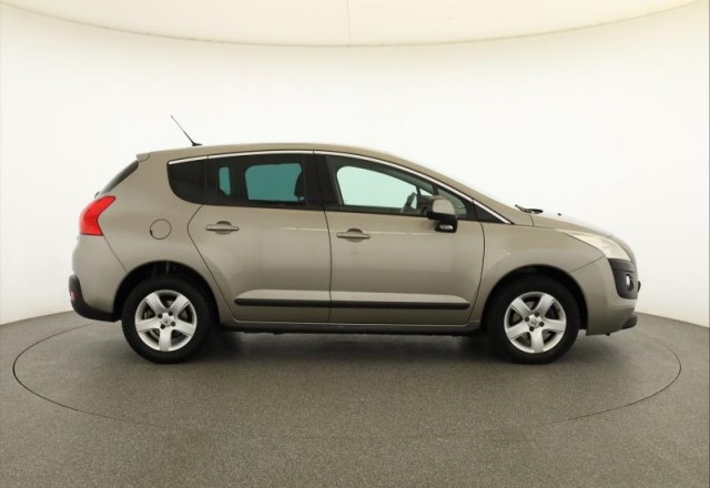 Peugeot 3008  1.6 HDi 