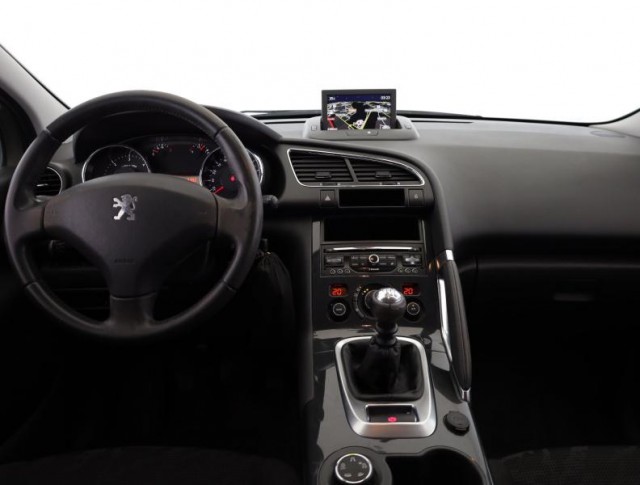 Peugeot 3008  1.6 HDi 