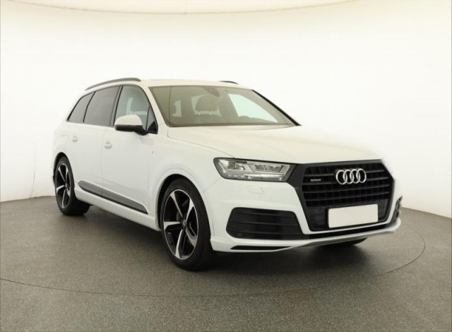 Audi Q7  50 TDI S-Line