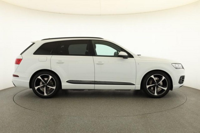 Audi Q7  50 TDI S-Line