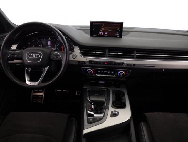 Audi Q7  50 TDI S-Line